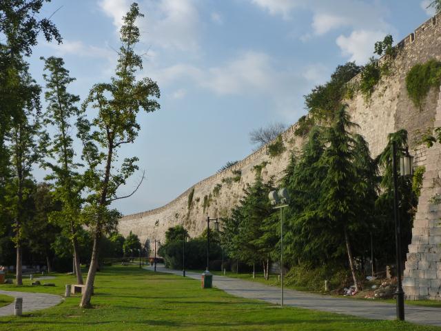La muraille de Nanjing. C'est le plus long mur du monde entourant une ville (33km).